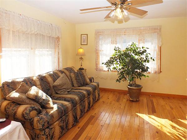 254 Levin Road Rockland, MA 02370 - Photo 5 of 23 Gallery Image 5