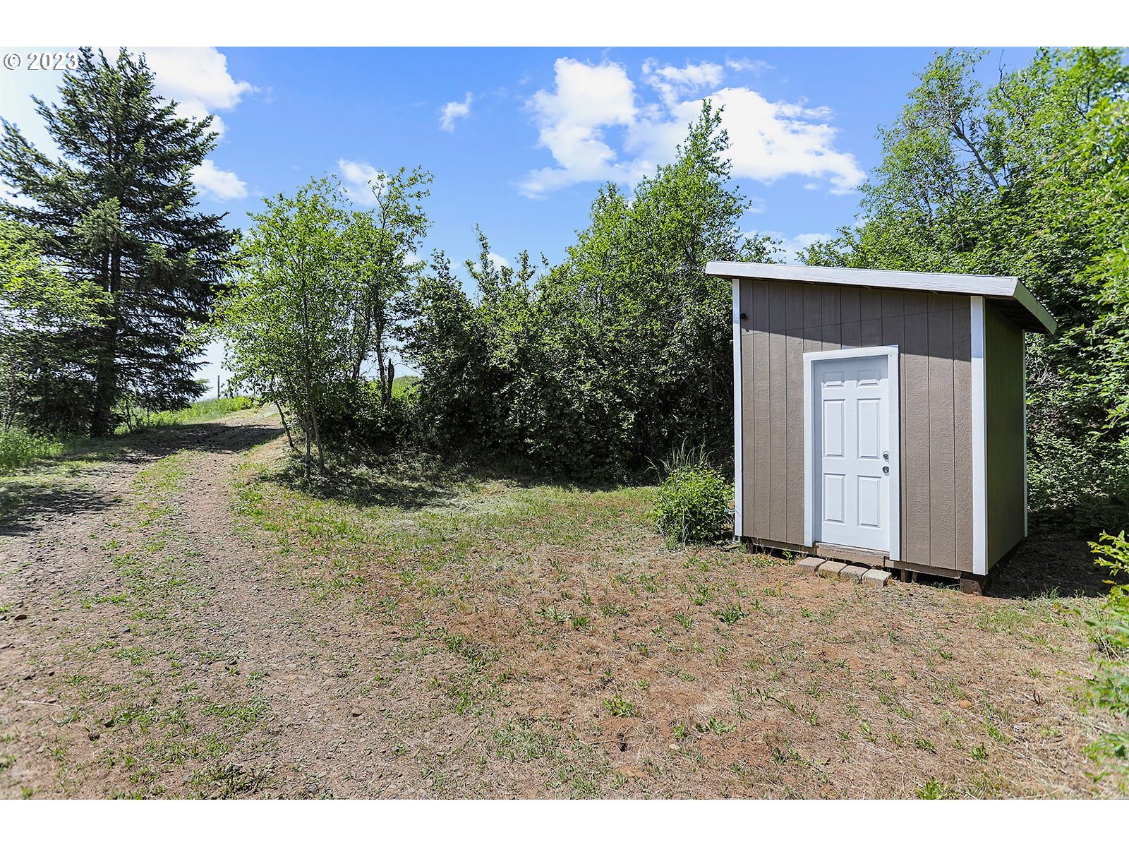 131 Acme Road White Salmon, WA 98672 - Photo 36 of 47 Shed