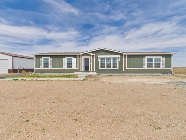 $655,000 | 41227 County Road 84, Briggsdale, CO 80611