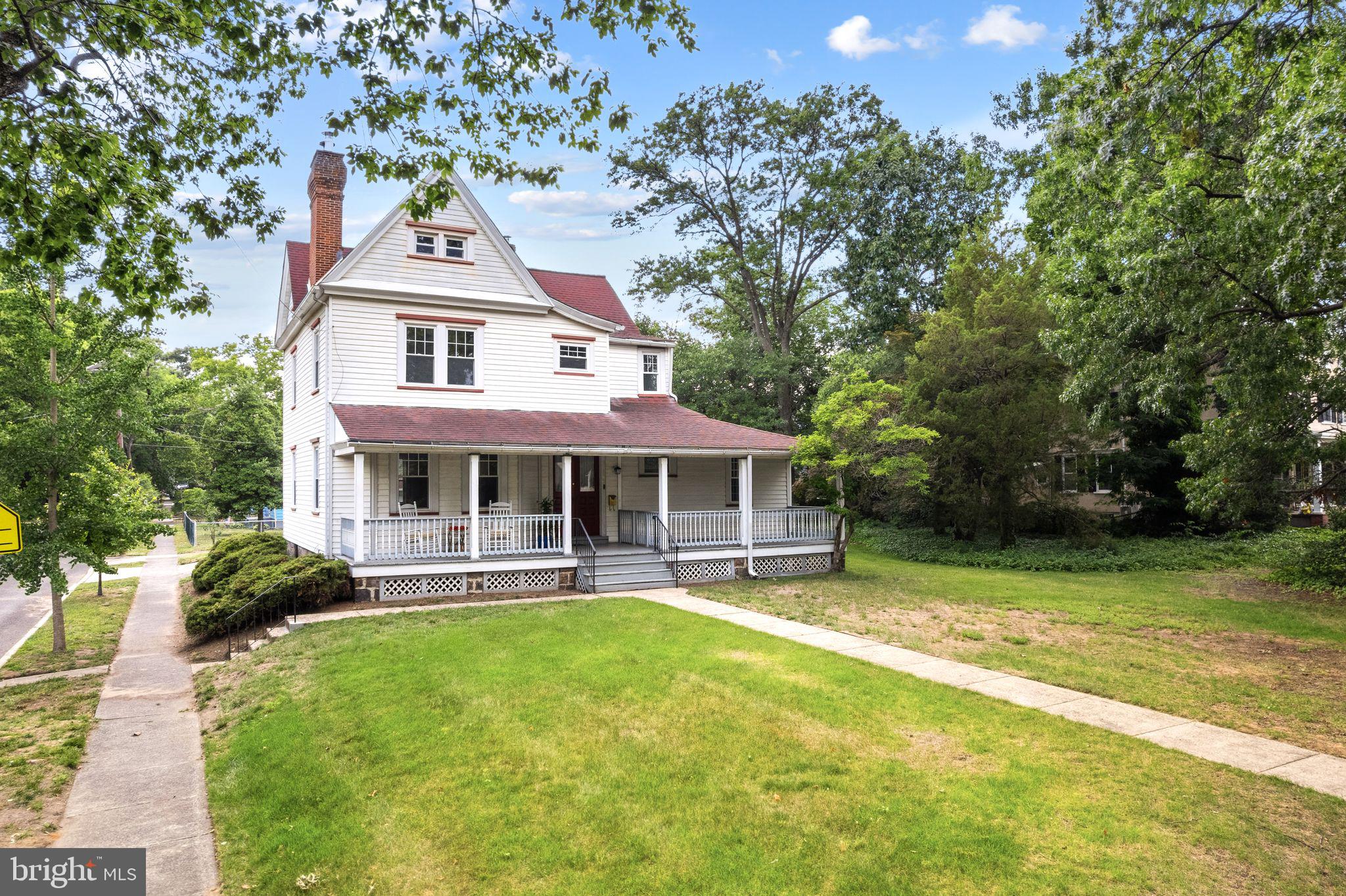 404 Fulton Street Riverton, NJ 08077 - Photo 4 of 43