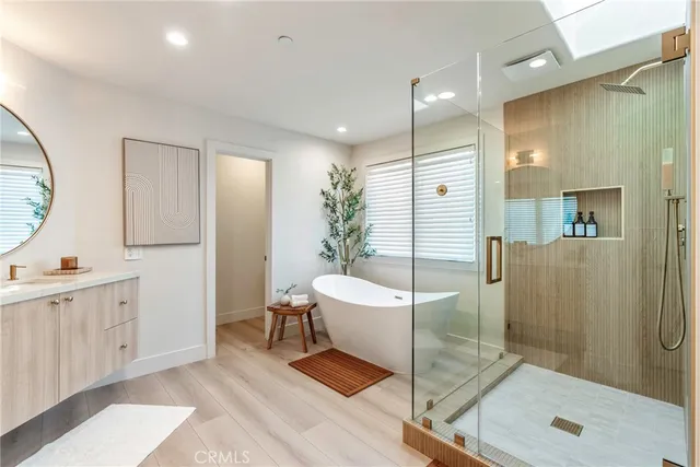 $3,888,000 | 20 Regina, Dana Point, CA 92629