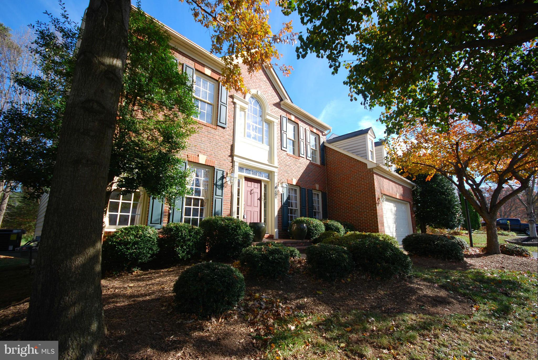 14420 Clubhouse Road Gainesville, VA 20155 - Photo 2 of 23 Exterior (Front)