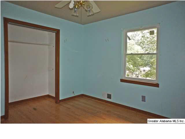 336 Sun Valley Road Birmingham, AL 35215 - Photo 21 of 32