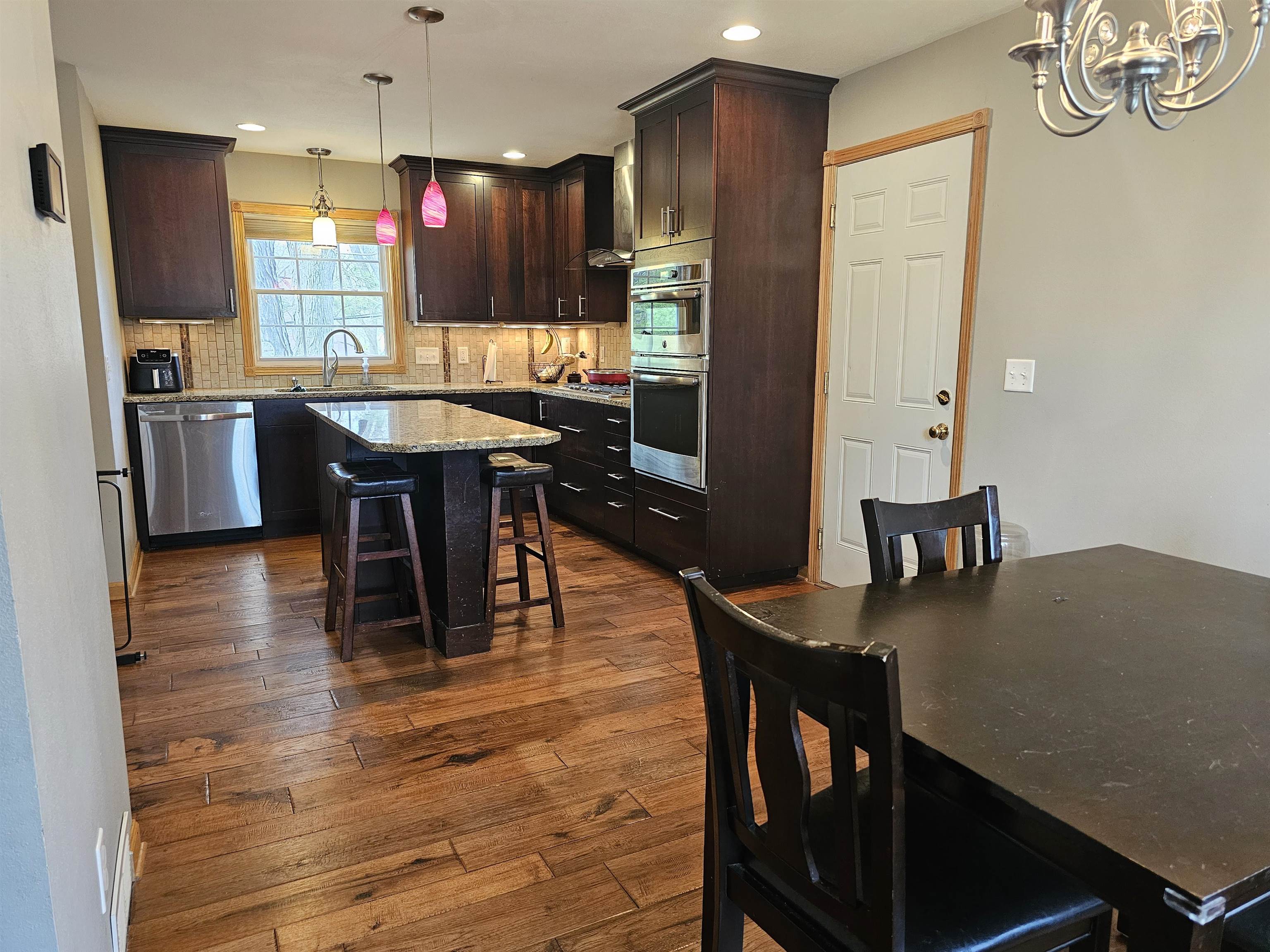 6114 Mulberry Circle Madison, WI 53711 - Photo 5 of 26