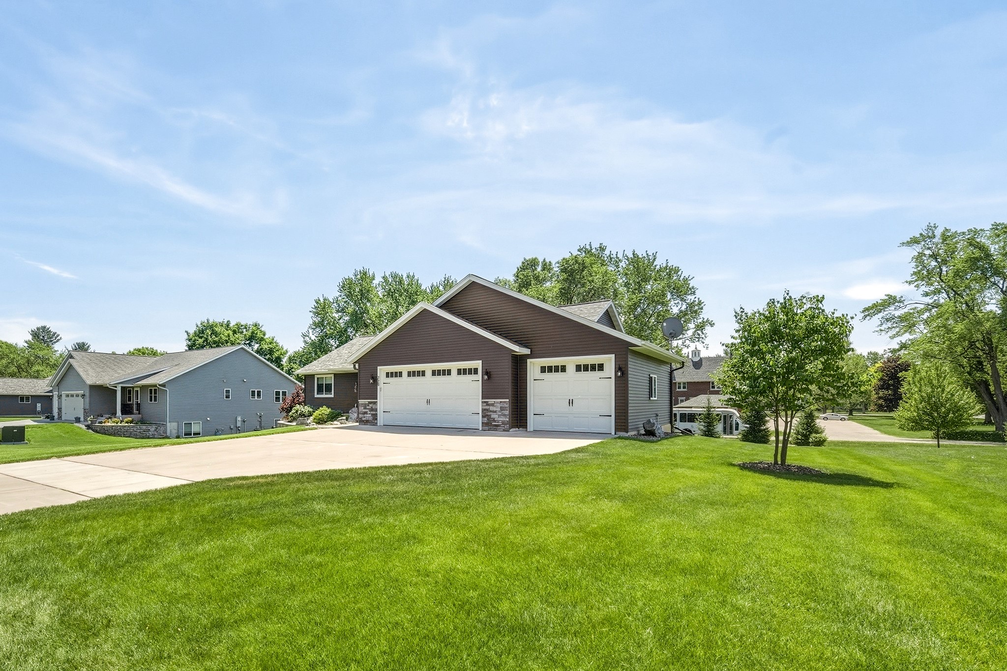 329 Rutledge Street Chippewa Falls, WI 54729 - Photo 2 of 43