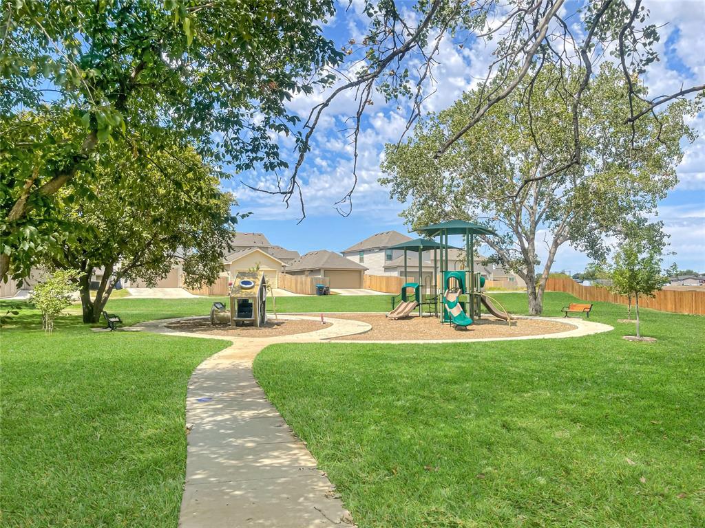 5517 Shore Point Trail Fort Worth, TX 76119 - Photo 14 of 15