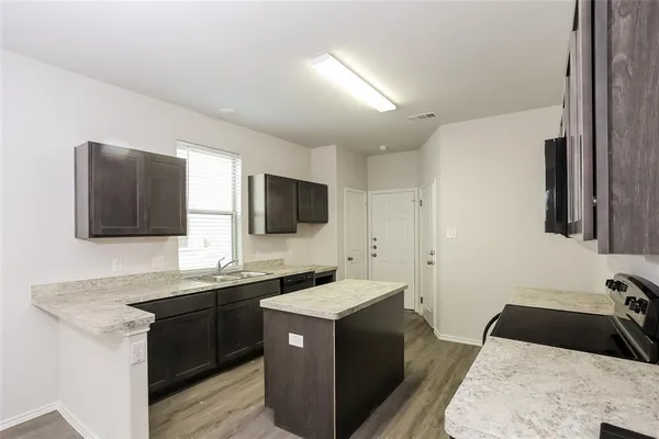 $2,340 | 5517 Shore Point Trail, Fort Worth, TX 76119