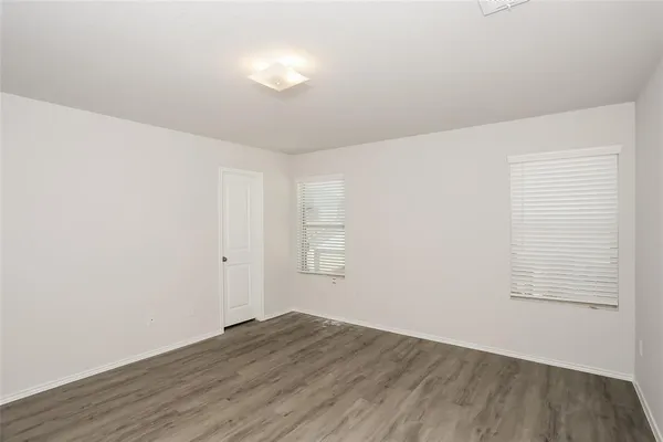 $2,340 | 5517 Shore Point Trail, Fort Worth, TX 76119