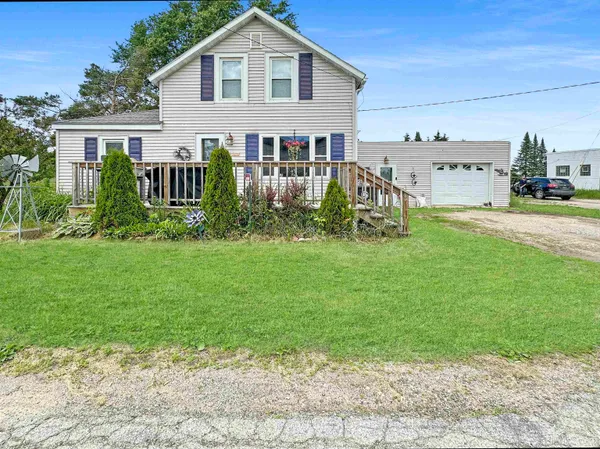 $140,000 | 1274 12th Road, Bark River, MI 49807