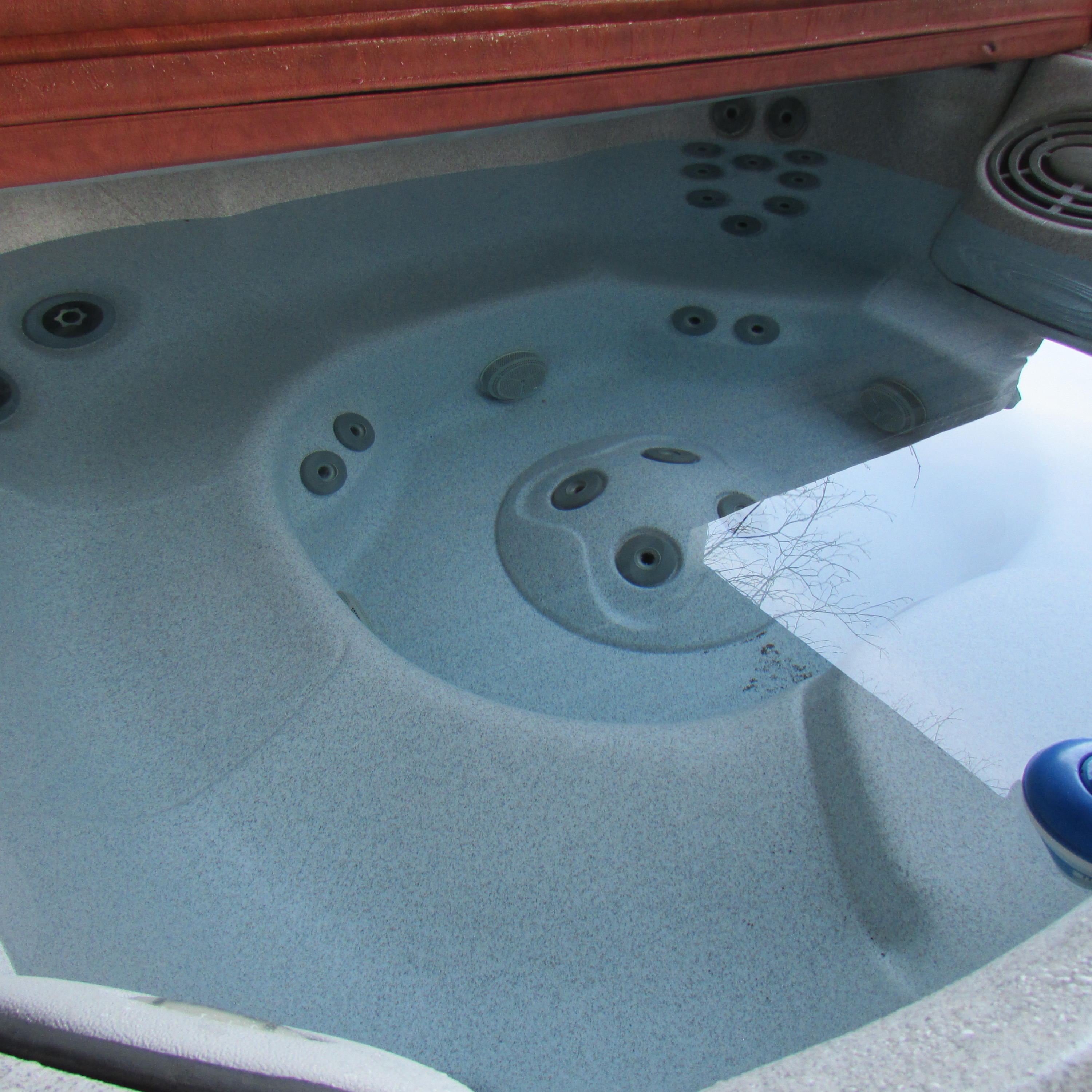 214 Jessee Road Maynardville, TN 37807 - Photo 26 of 34 Hot Tub