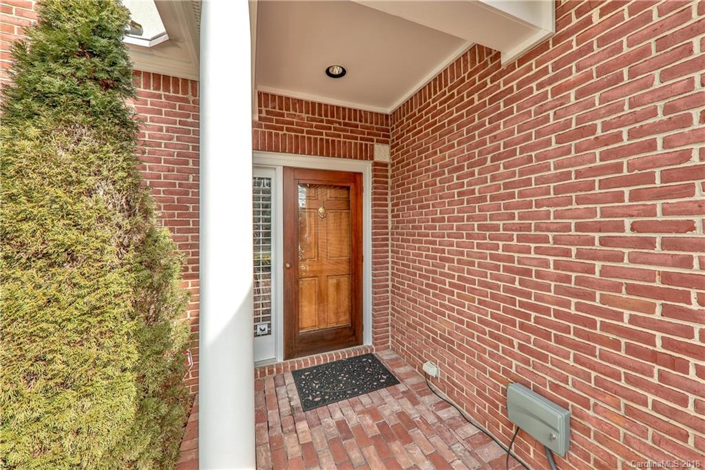 6009 Sharon Road Charlotte, NC 28210 - Photo 2 of 23 Gallery Image 2