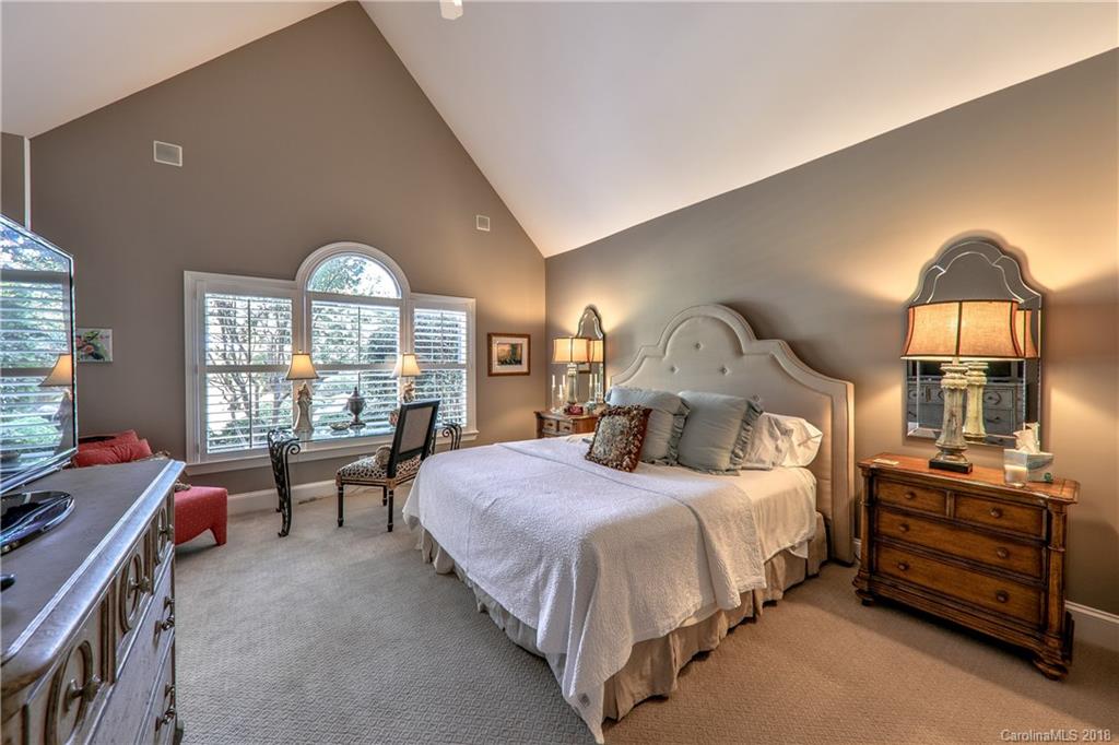6009 Sharon Road Charlotte, NC 28210 - Photo 13 of 23 Gallery Image 13
