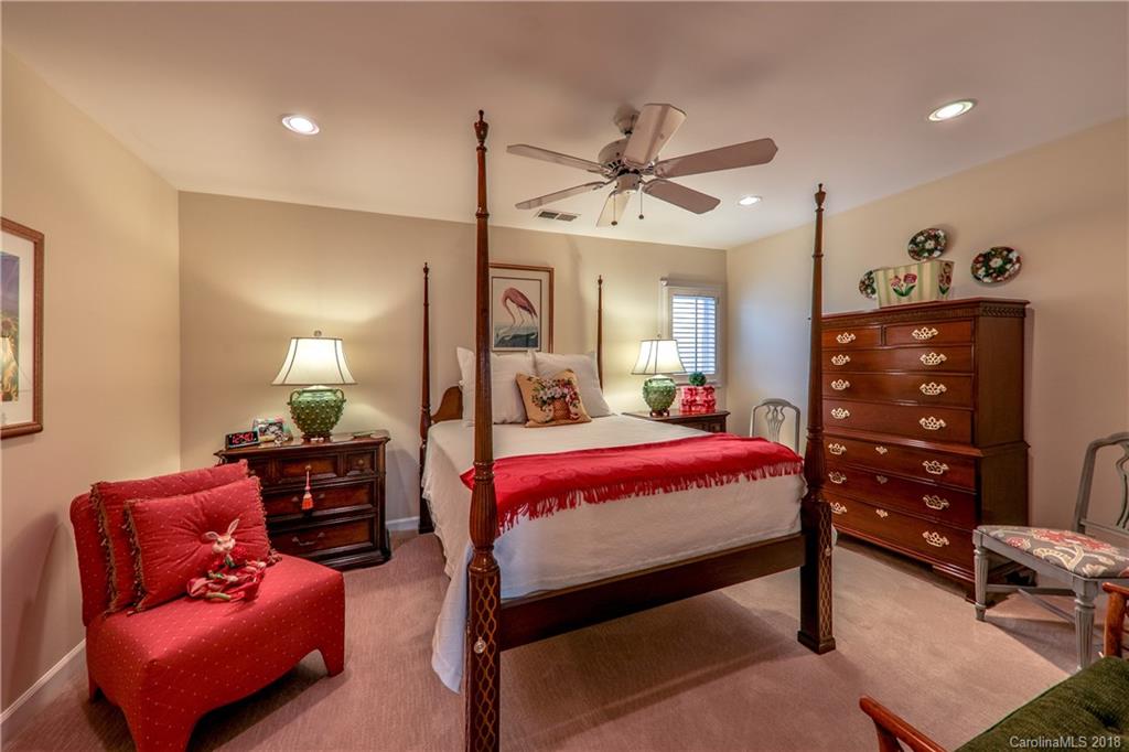 6009 Sharon Road Charlotte, NC 28210 - Photo 16 of 23 Gallery Image 16