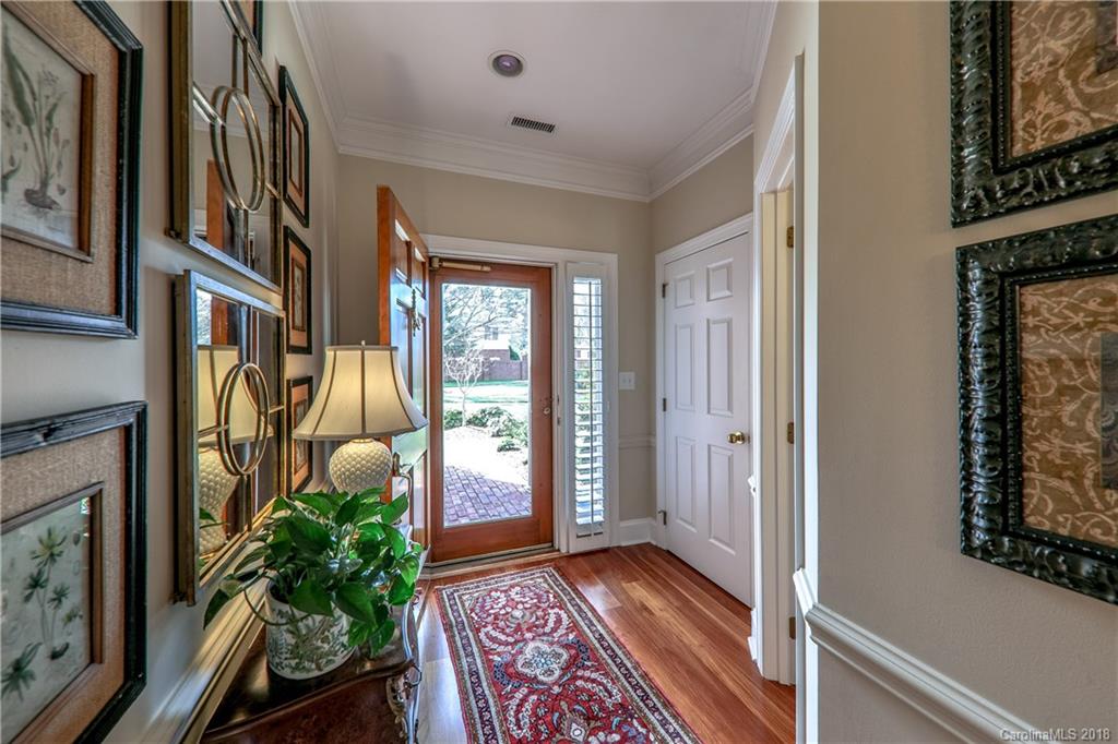 6009 Sharon Road Charlotte, NC 28210 - Photo 3 of 23 Gallery Image 3