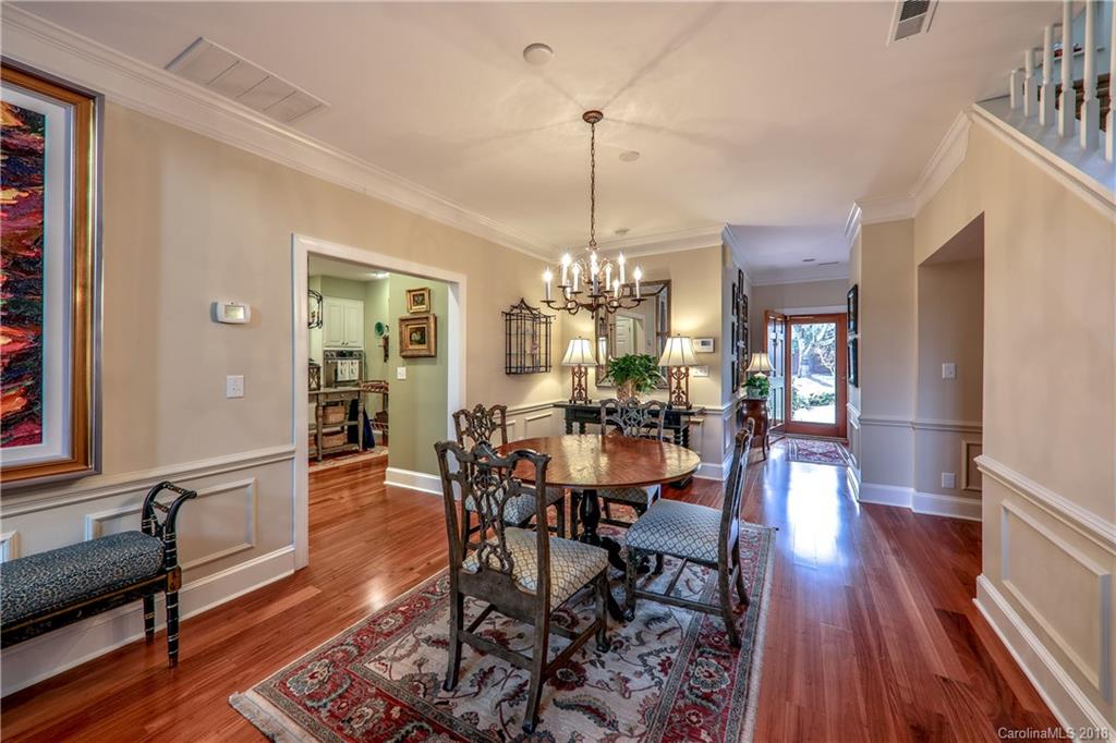 6009 Sharon Road Charlotte, NC 28210 - Photo 4 of 23 Gallery Image 4