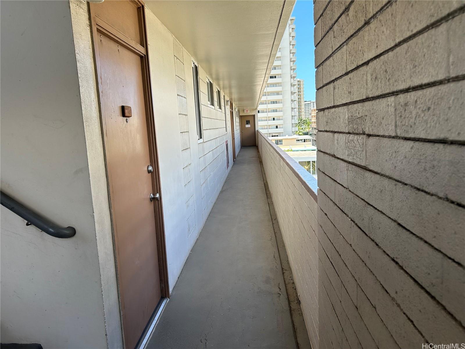 454 Nāmāhana Street, Unit 701 Honolulu, HI 96815 - Photo 3 of 25 a view of a balcony