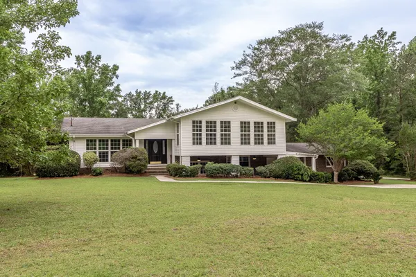 $580,000 | 563 Lakewood Drive, Thomson, GA 30824