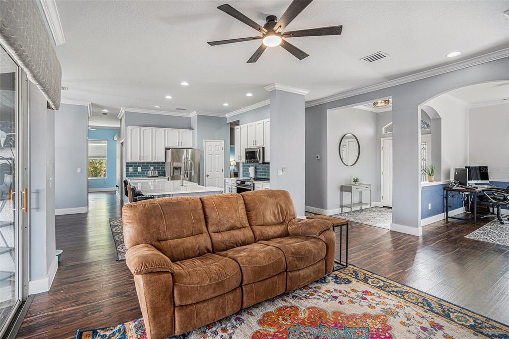 2846 Duncan Tree Circle Valrico, FL 33594 - Photo 12 of 45