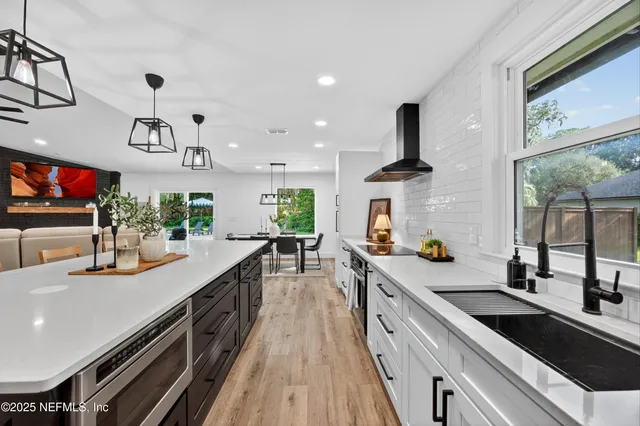 $524,400 | 14379 Pond Pl Drive, Jacksonville, FL 32223