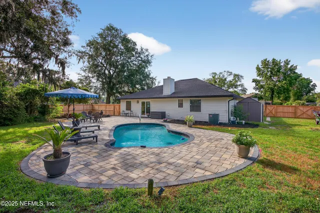 $524,400 | 14379 Pond Pl Drive, Jacksonville, FL 32223