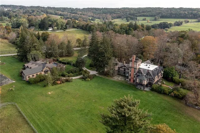 $5,500,000 | 618 Quaker Hill Road, Pawling, NY 12564