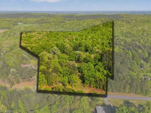 $599,900 | 5329 Seagrove Plank Road, Seagrove, NC 27341