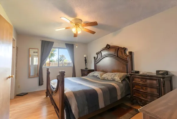 $424,999 | 1722 Buckingham Avenue, Clovis, CA 93611