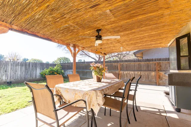 $430,000 | 1722 Buckingham Avenue, Clovis, CA 93611