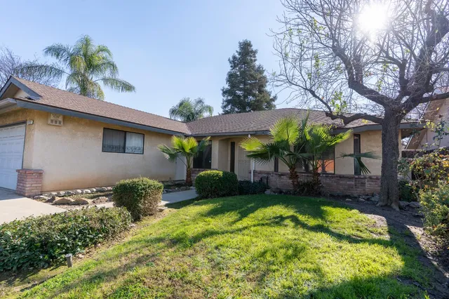 $430,000 | 1722 Buckingham Avenue, Clovis, CA 93611
