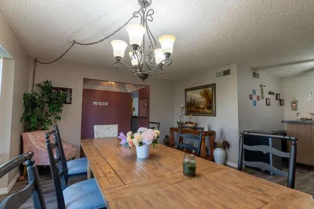 $430,000 | 1722 Buckingham Avenue, Clovis, CA 93611