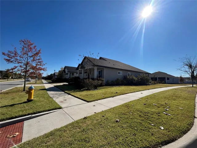 $2,900 | 12101 Southwest 29 Place, Gainesville, FL 32608