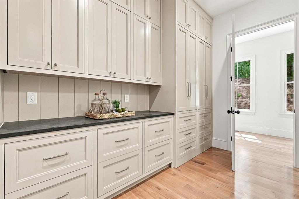 350 Lum Crowe Road Roswell, GA 30075 - Photo 25 of 99 Gallery Image 25