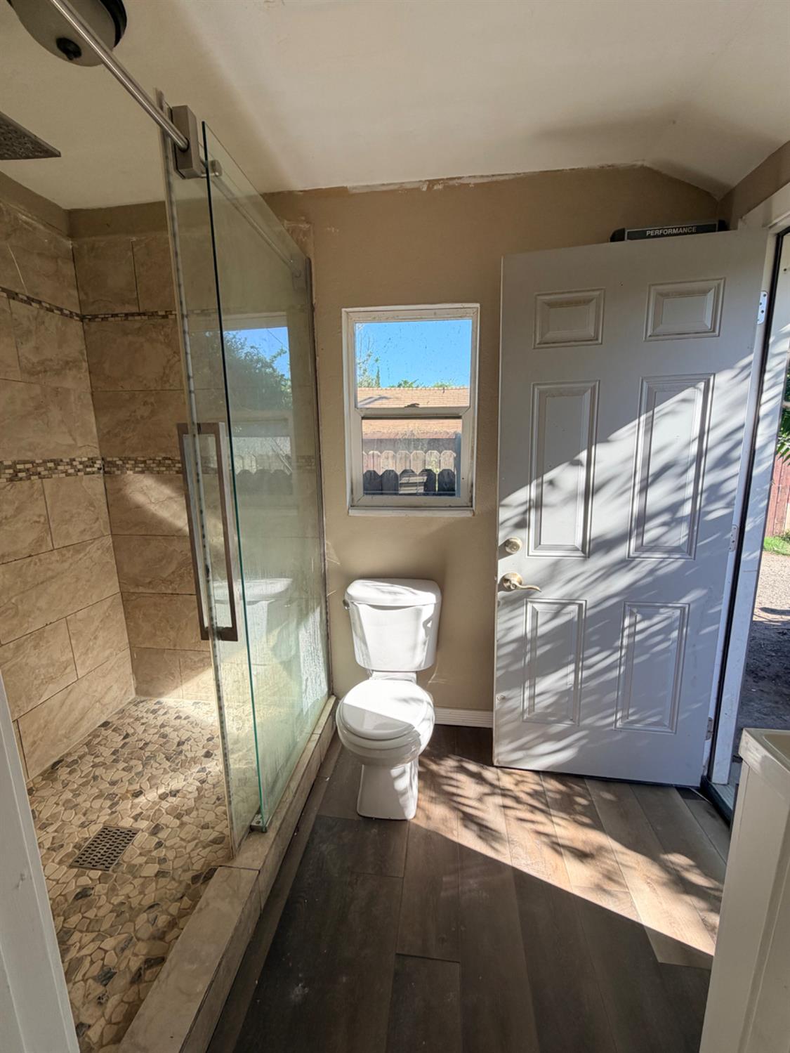 322 Pine Street Modesto, CA 95351 - Photo 14 of 21