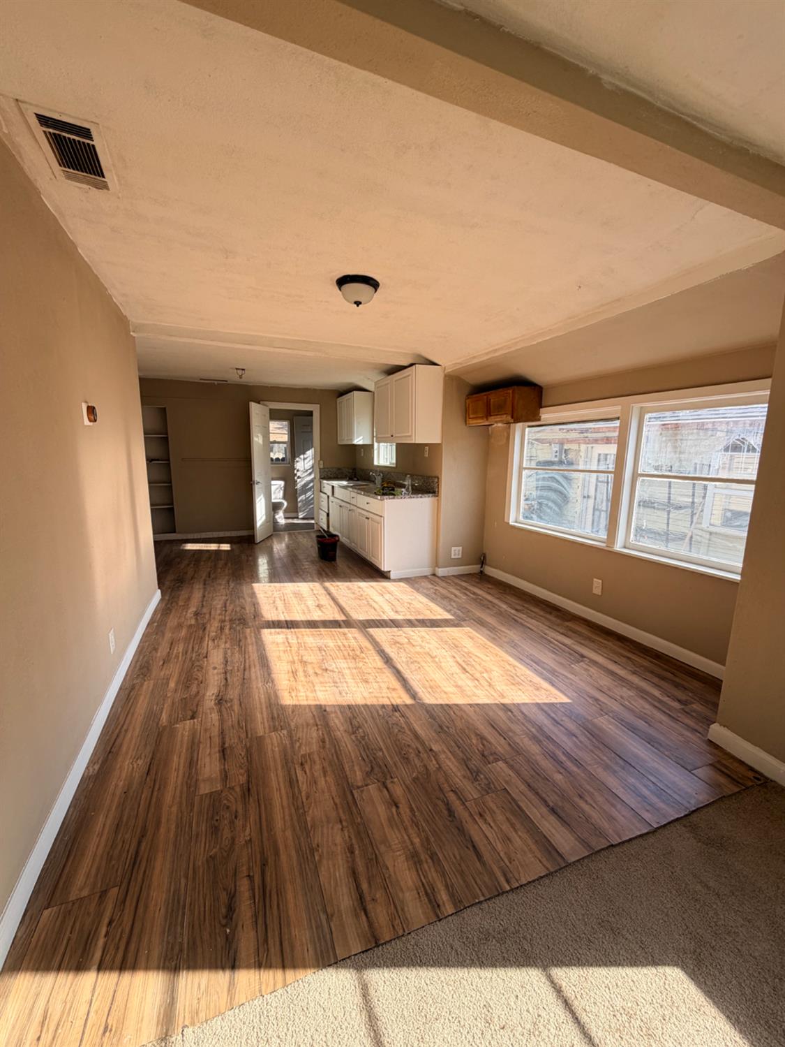 322 Pine Street Modesto, CA 95351 - Photo 8 of 21