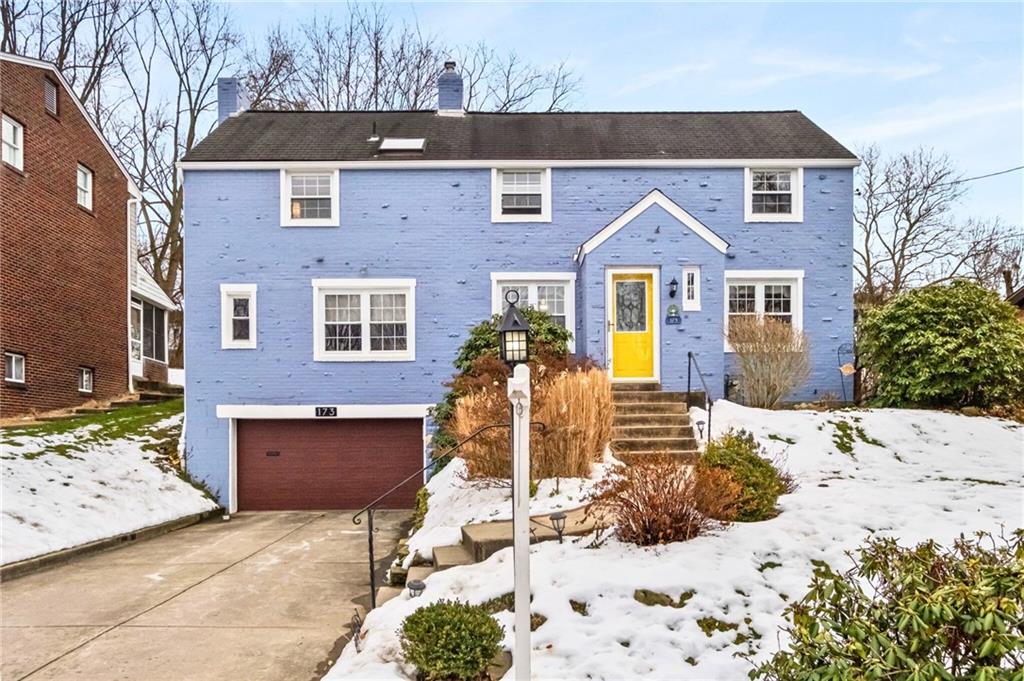 173 Spring Grove Road Pittsburgh, PA 15235 - Photo 2 of 30 a front view of a house with a yard