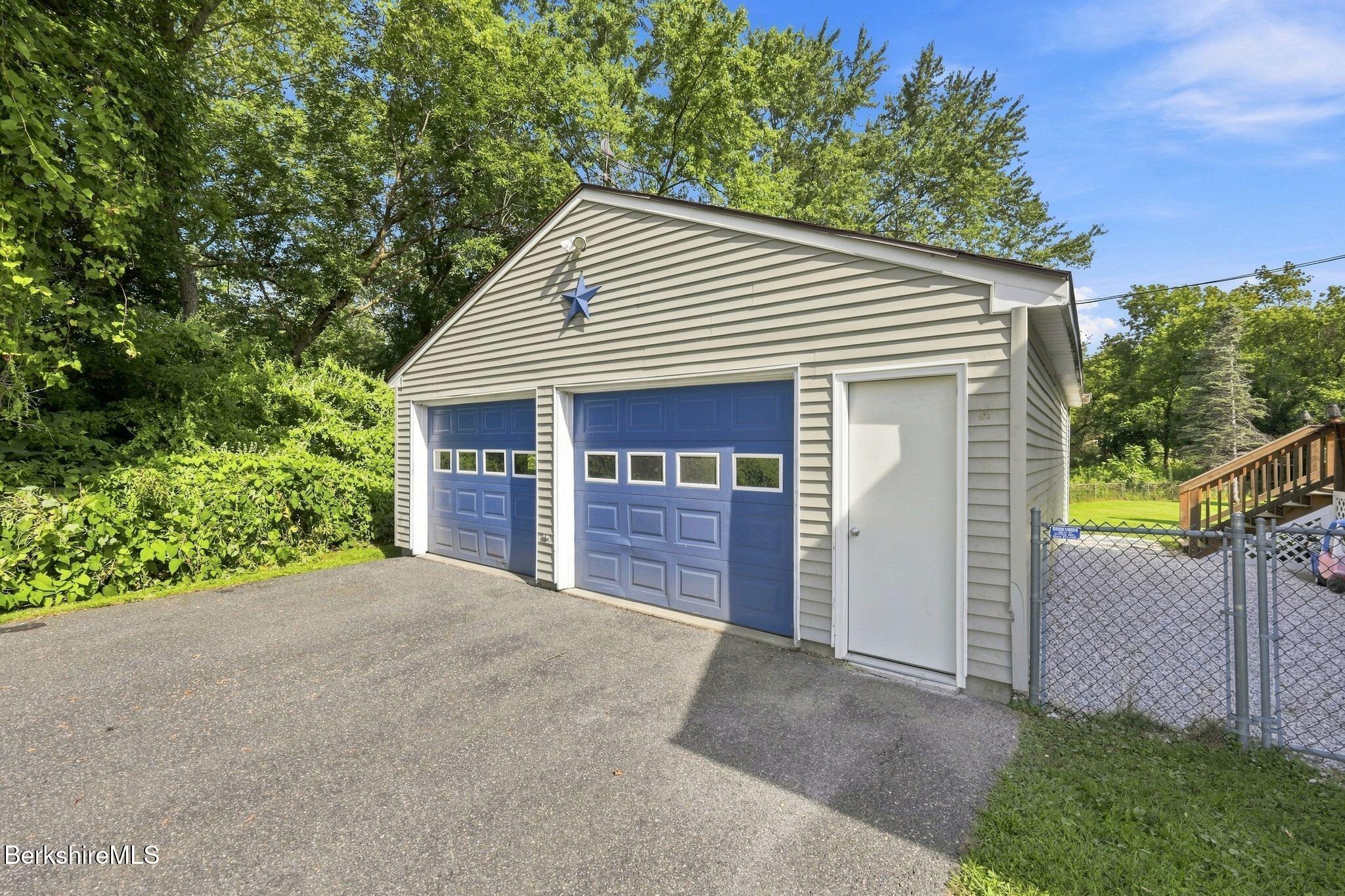 136 Cadwell Road Pittsfield, MA 01201 - Photo 42 of 49 136_Cadwell_Rd_125