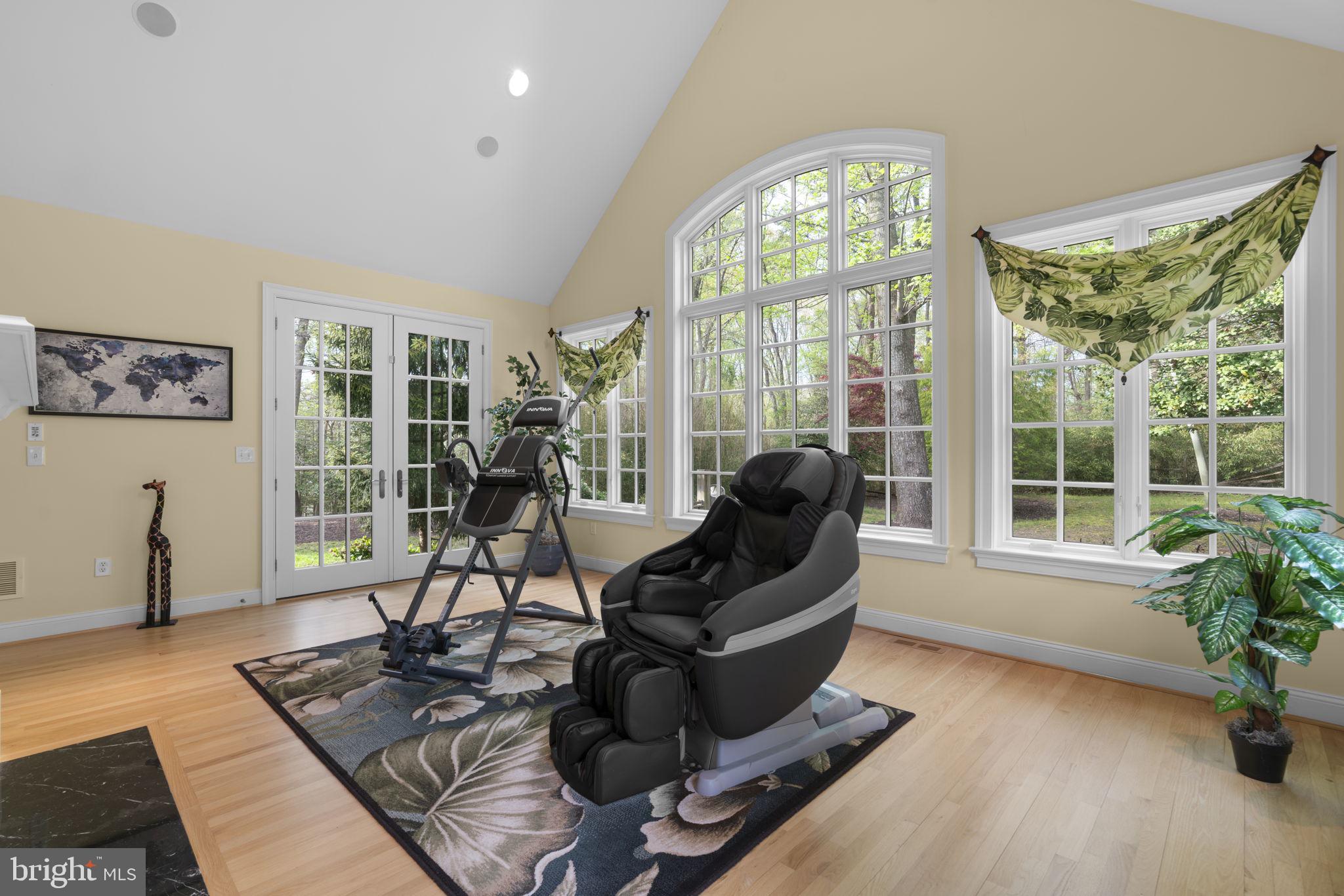 370 Eagle Hill Road Pasadena, MD 21122 - Photo 27 of 118 Sunroom