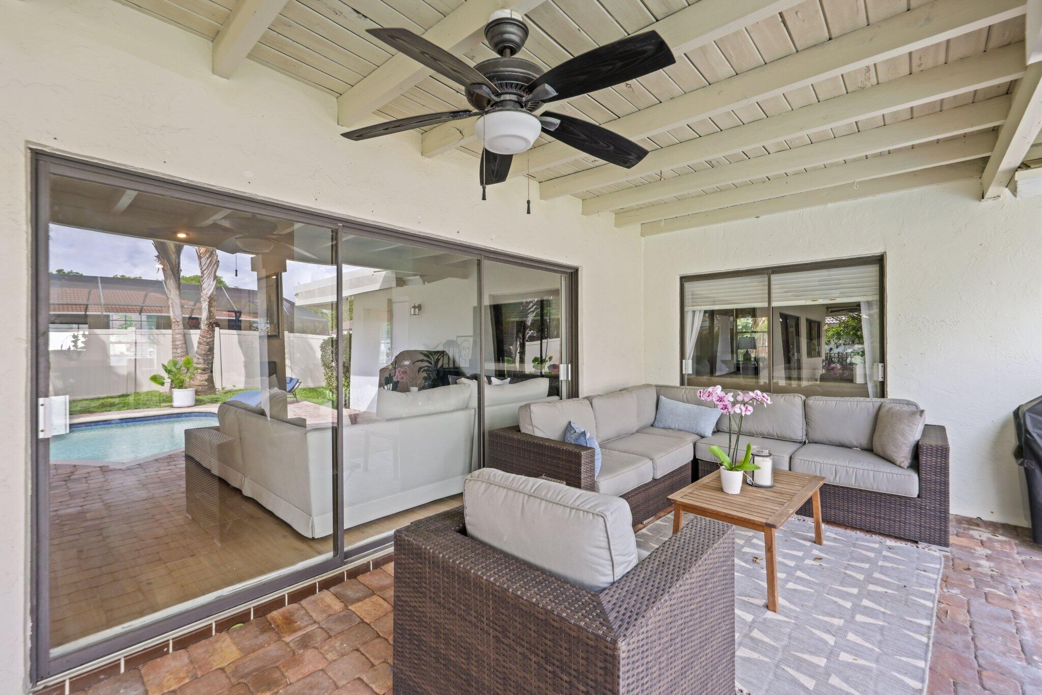 20898 Encanto Court Boca Raton, FL 33433 - Photo 30 of 67 Outdoor Living
