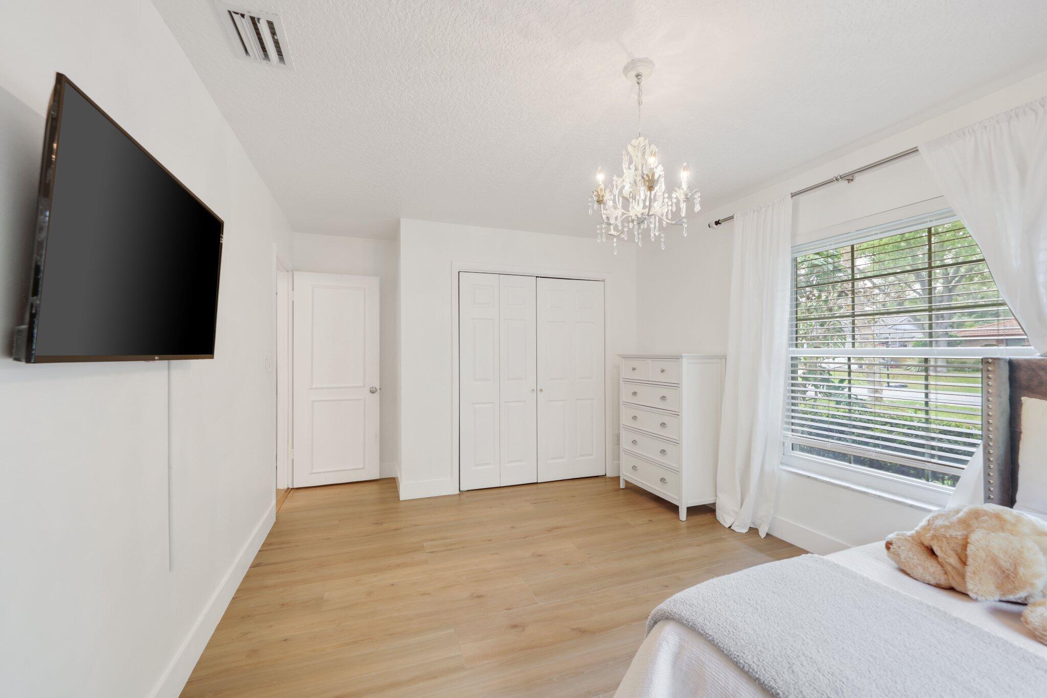 20898 Encanto Court Boca Raton, FL 33433 - Photo 36 of 67 Guest 1