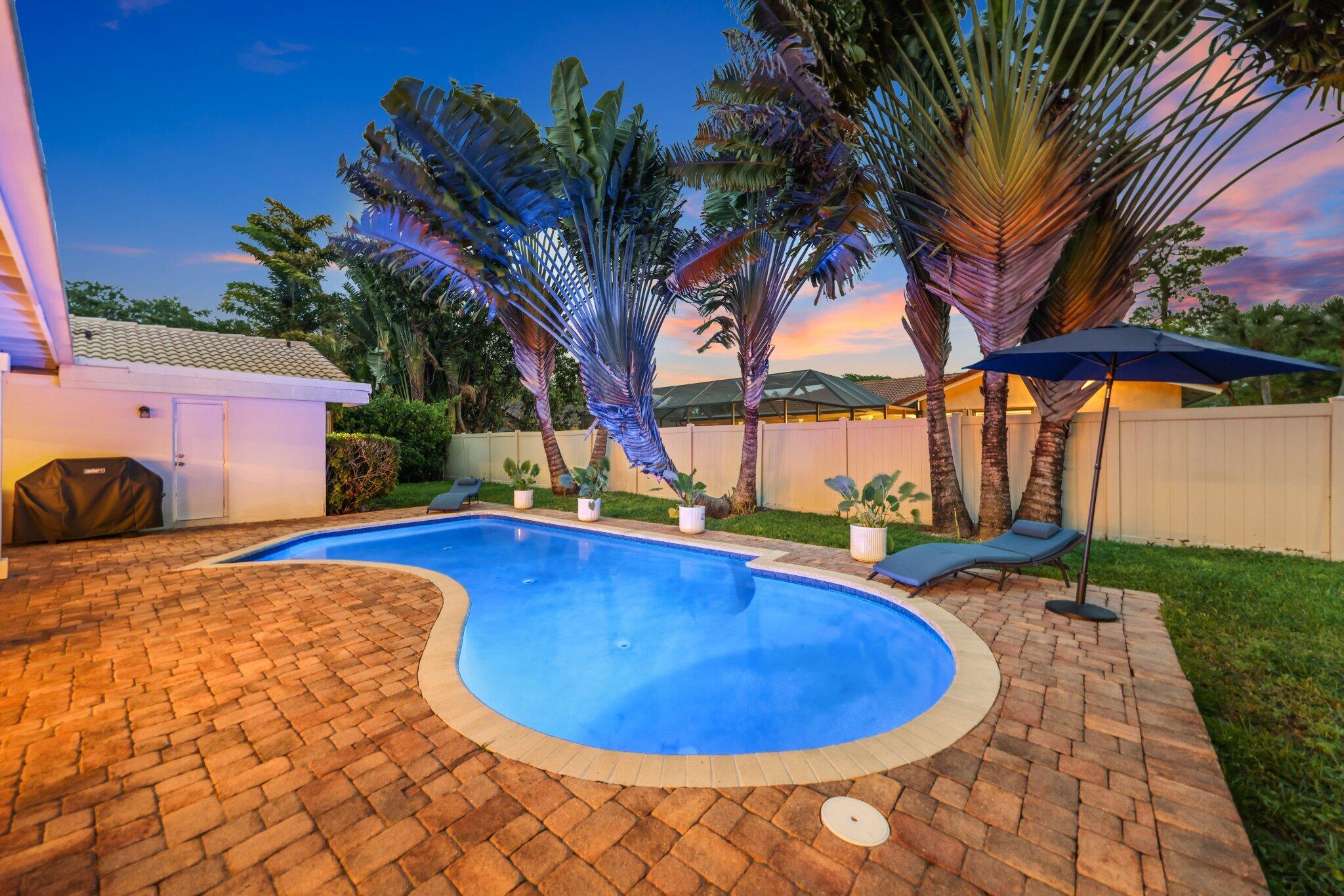 20898 Encanto Court Boca Raton, FL 33433 - Photo 52 of 67 Sunset Pool