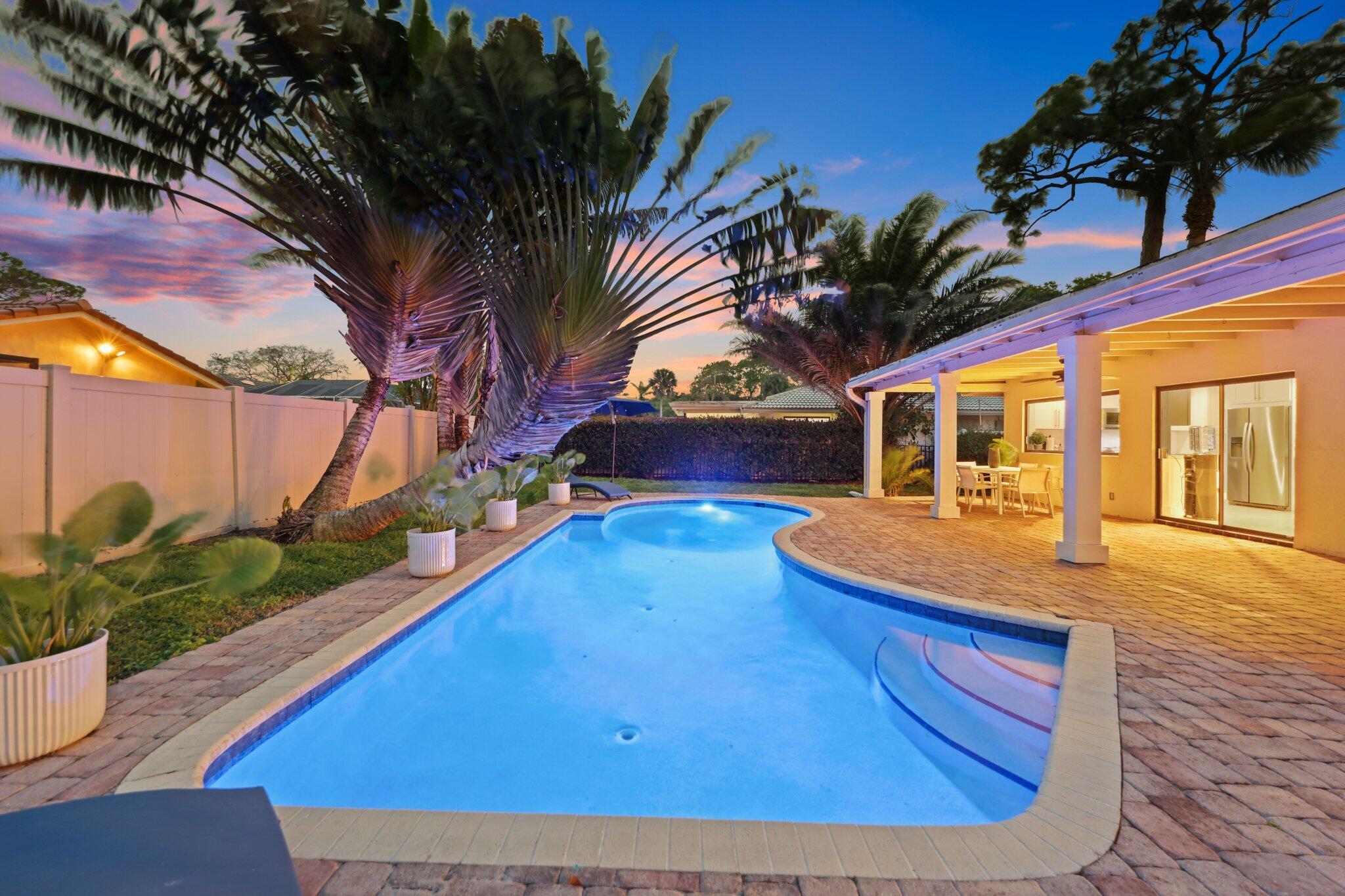 20898 Encanto Court Boca Raton, FL 33433 - Photo 55 of 67 Sunset Pool