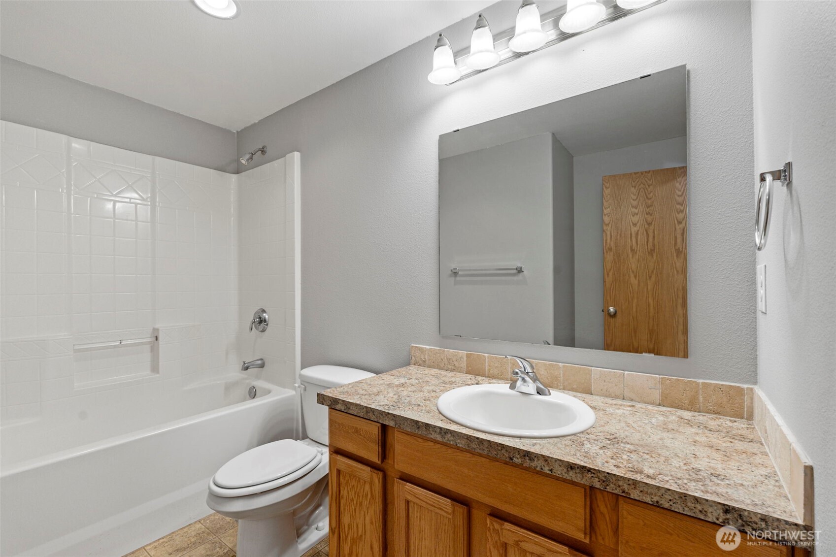 18408 Kohse Lane Southwest Rochester, WA 98579 - Photo 22 of 36