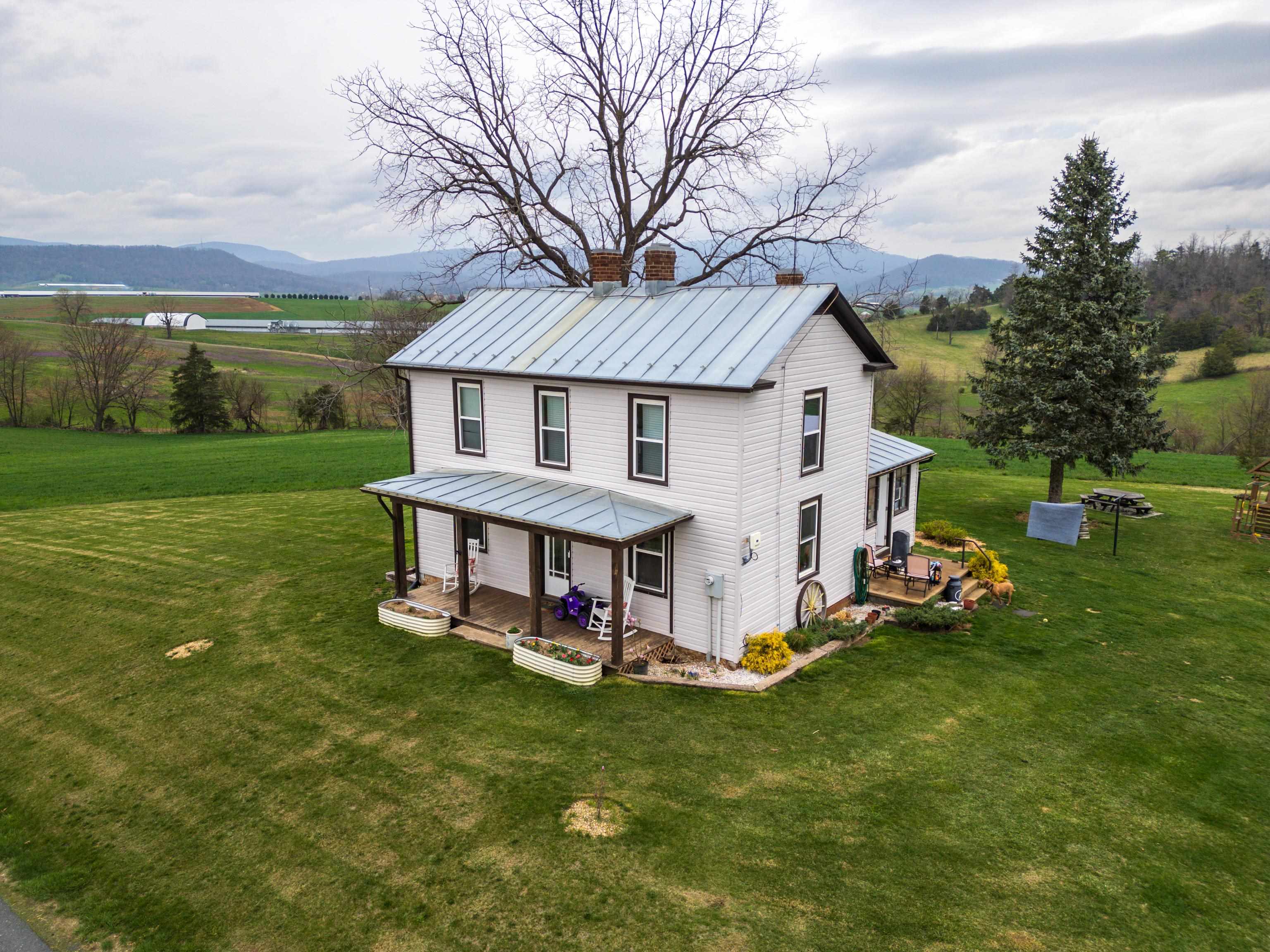 6746 Horeb Church Road Dayton, VA 22821 - Photo 1 of 54 Main View