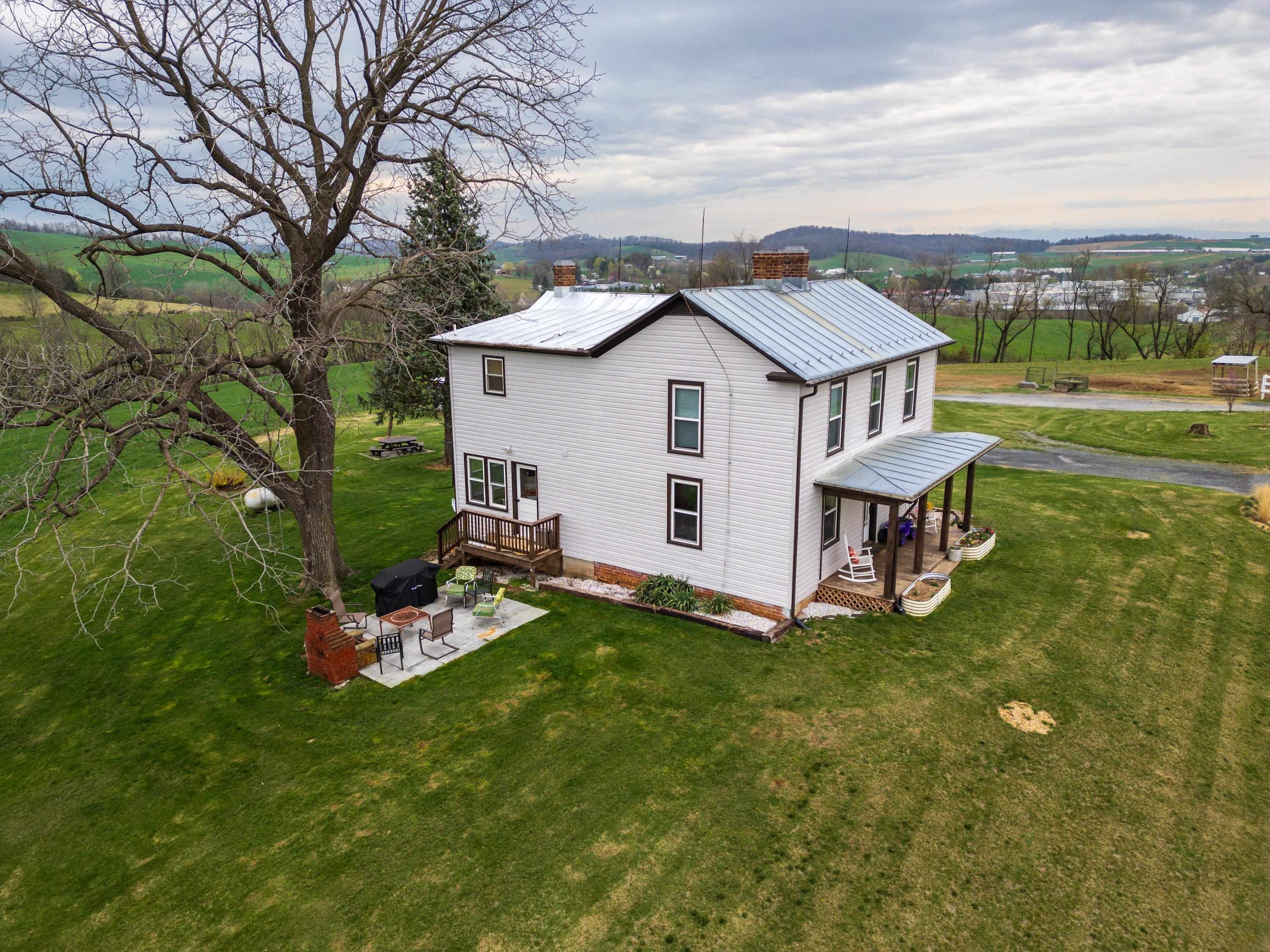 6746 Horeb Church Road Dayton, VA 22821 - Photo 16 of 54 Aerial Side