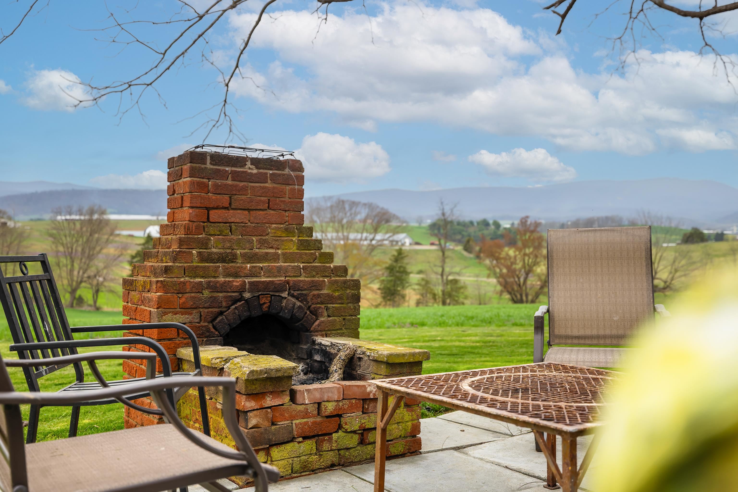 6746 Horeb Church Road Dayton, VA 22821 - Photo 2 of 54 Patio View