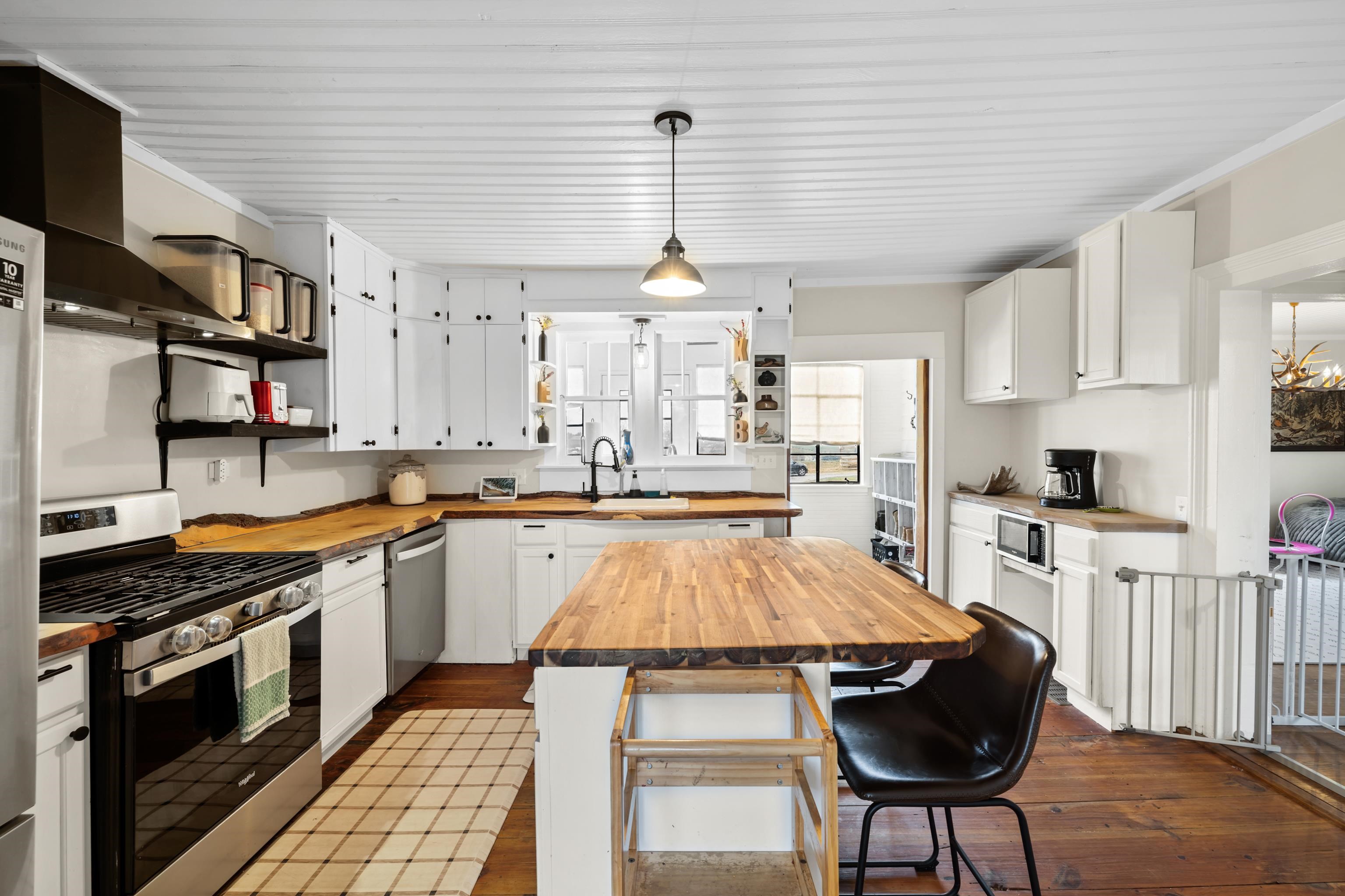 6746 Horeb Church Road Dayton, VA 22821 - Photo 21 of 54 Kitchen 1