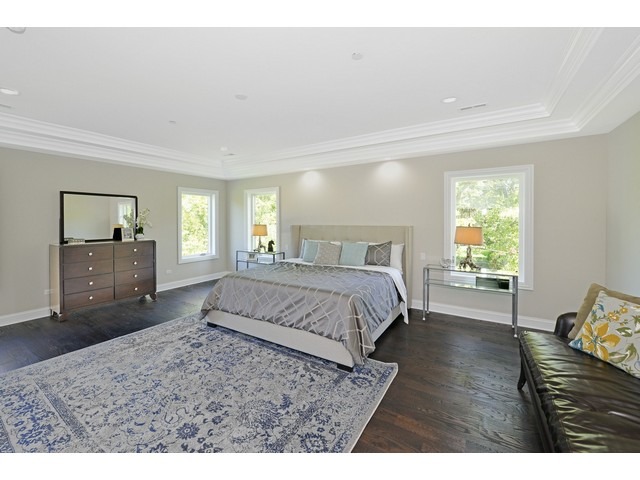 1027 Hillside Road Northbrook, IL 60062 - Photo 11 of 25