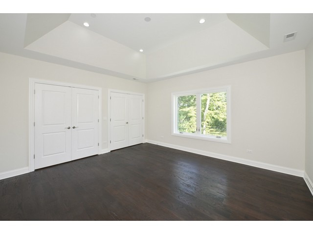 1027 Hillside Road Northbrook, IL 60062 - Photo 14 of 25