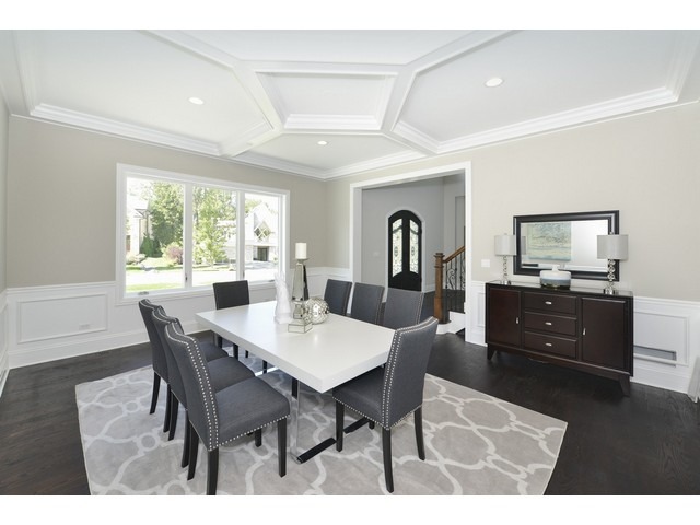 1027 Hillside Road Northbrook, IL 60062 - Photo 3 of 25