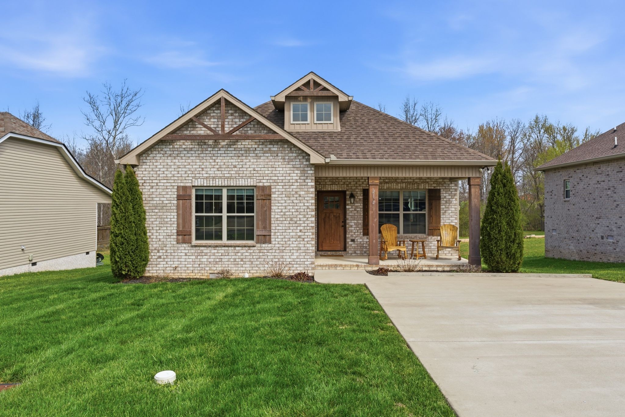 217 Julia Ann Court Springfield, TN 37172 - Photo 1 of 26 a front view of a house with a yard and porch